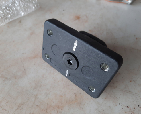 shipping container corner bolt plate